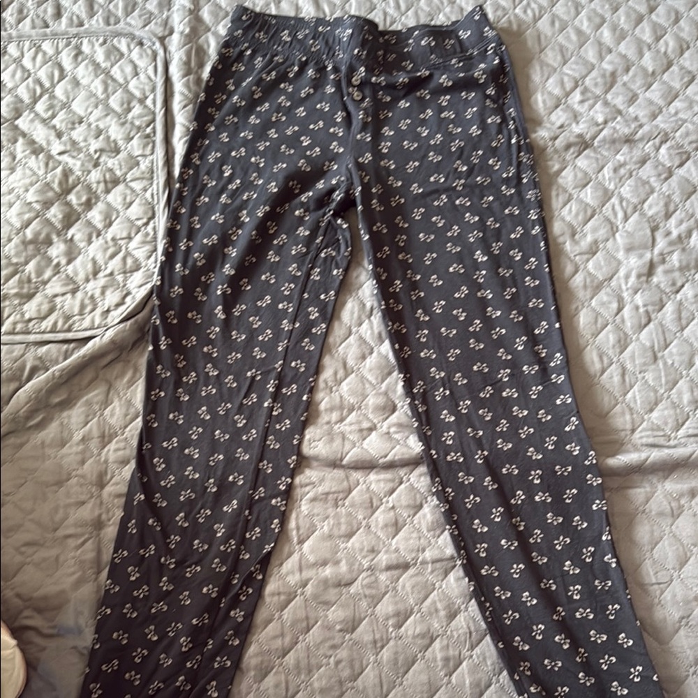 Victoria's Secret Black and White Patterned Leggings